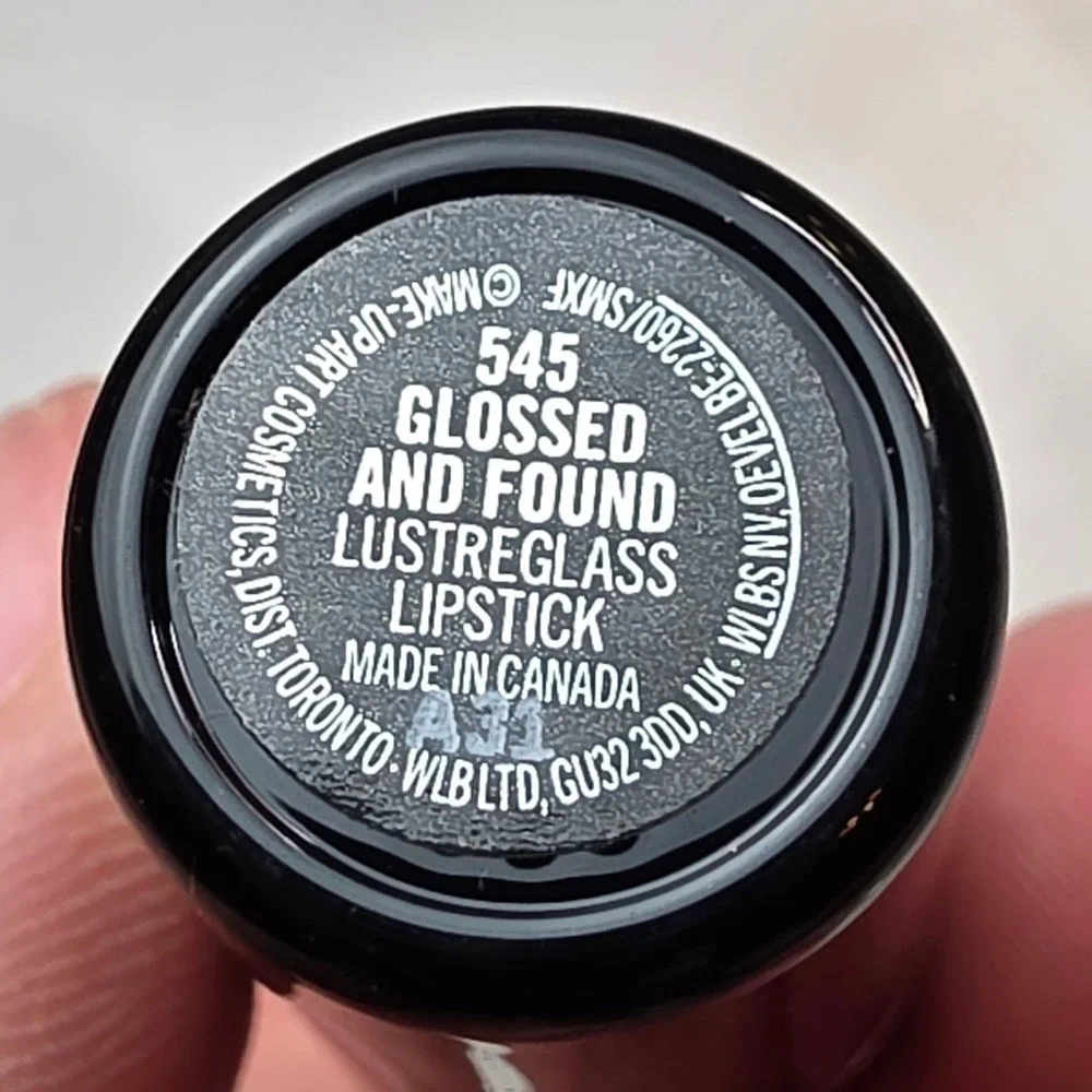 MAC Lustreglass Lipstick 545 Glossed‎ and Found Sheer Shine Red Shimmer W1